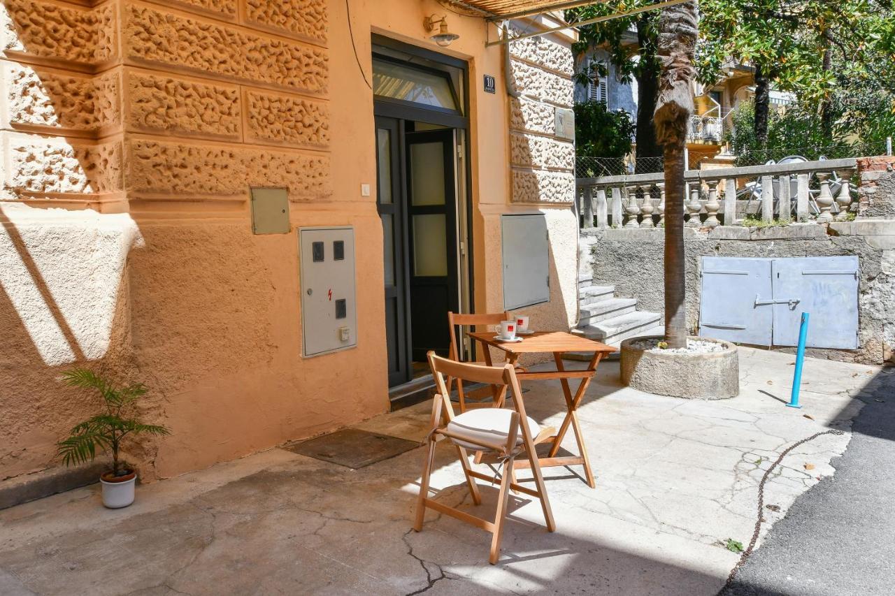 Apartment Rosenberger, Opatija center with parking Buitenkant foto